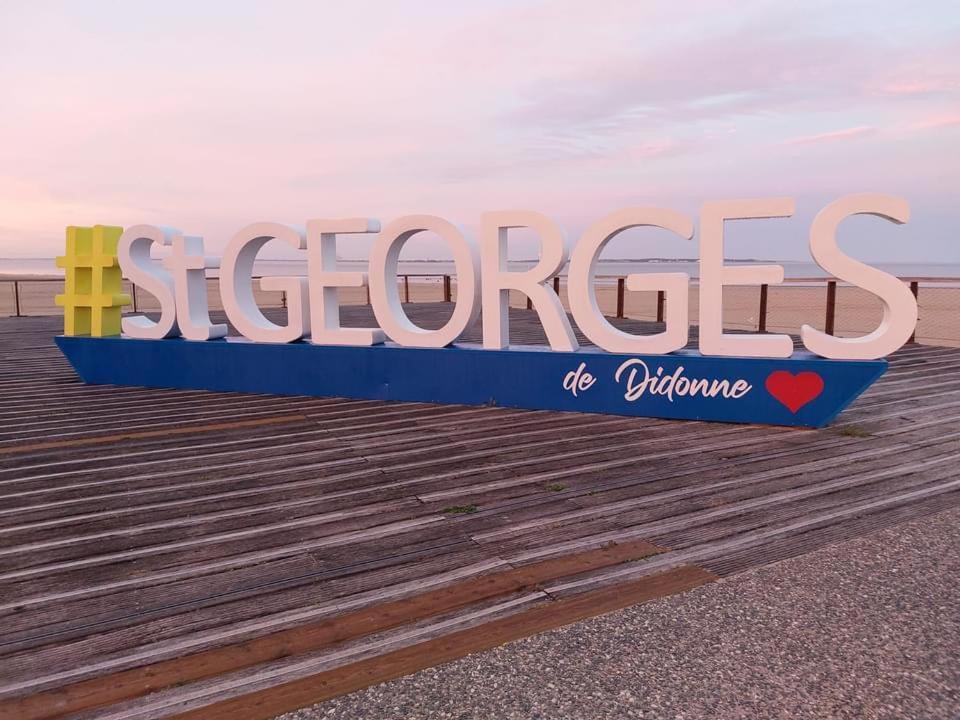 A 2 Pas De La Plage De La Vallieres Saint-Georges-de-Didonne Exterior foto